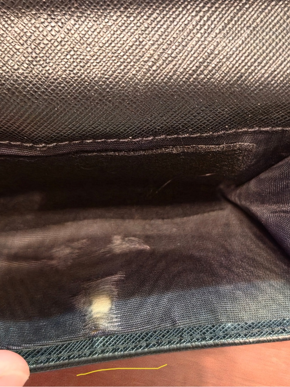 Ed's show price Salvatore Ferragamo Saffiano Leather Gancini Wallet - Picture 7 of 17